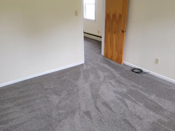 62 Italy St, Mocanaqua, PA 18655