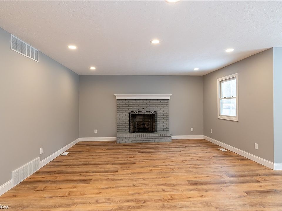 8333 Avery Rd, Broadview Heights, OH 44147 Zillow