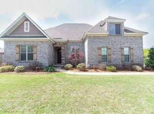 557 Weatherby Trl, Prattville, AL 36067