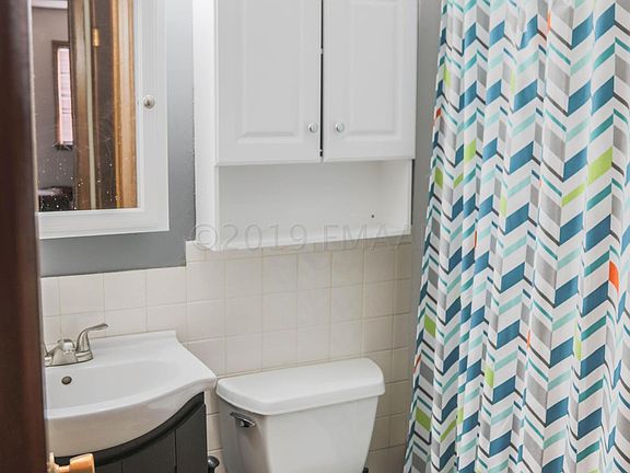 5th image of 809 6th Ave N #D15