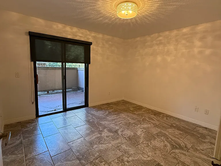 12055 Alta Carmel Ct #181 — Photo 9