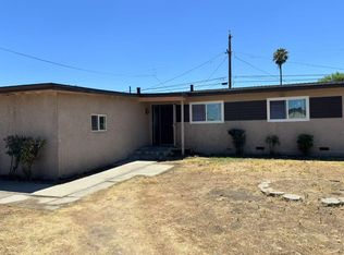136 Mitchell Ave, Clovis, CA 93612