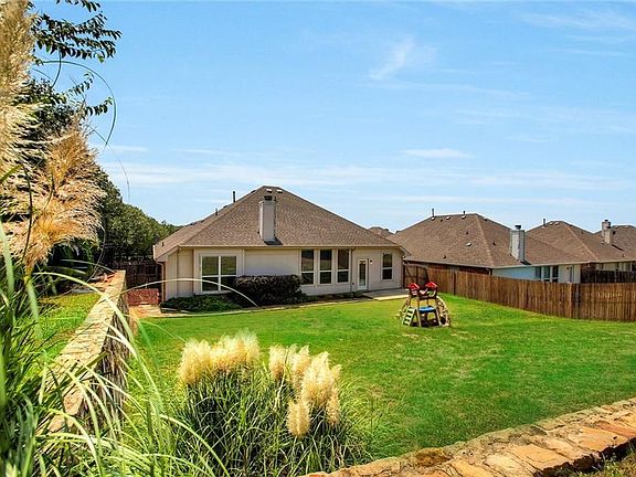 4th image of 1305 Clearmeadow Ct