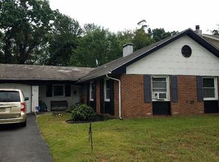 102 Pennypacker Dr, Willingboro, NJ