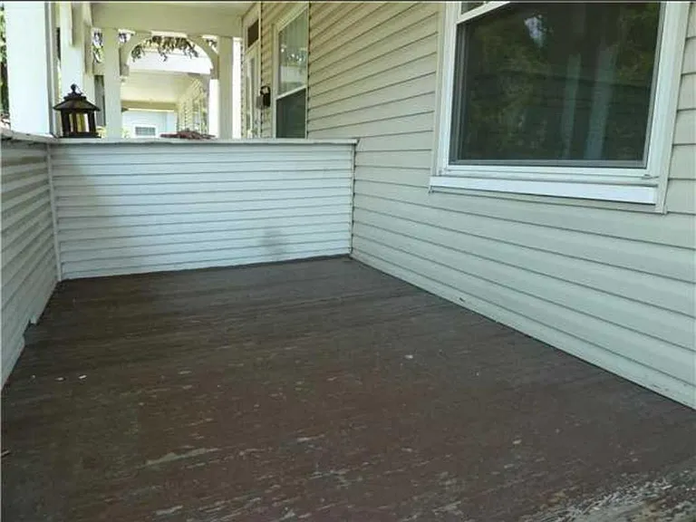 2658 Deming Ave — Photo 3