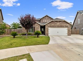2204 N Shady St, Visalia, CA 93291