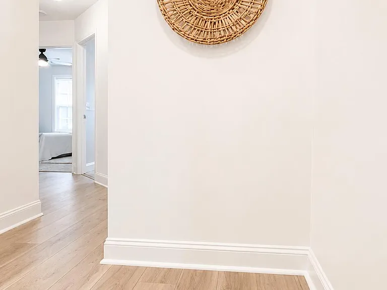 1107 Bennington Dr — Photo 10