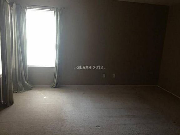 2nd image of 10354 Lettuce Leaf St