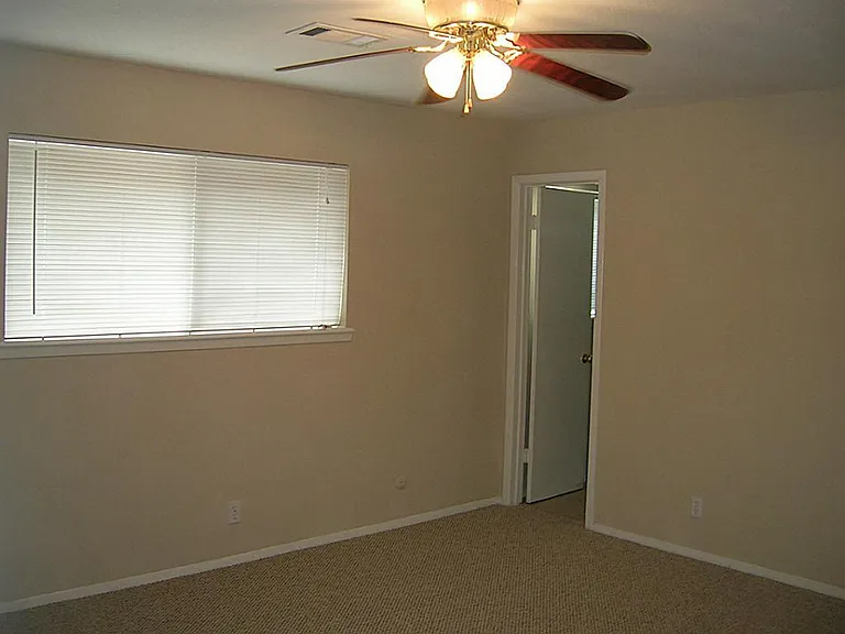 15342 Willowwind Cir — Photo 4