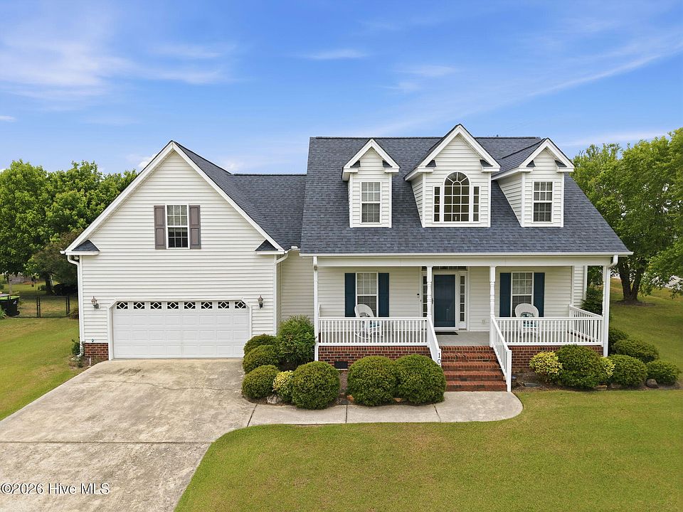 1st image of 106 Magnolia Drive
