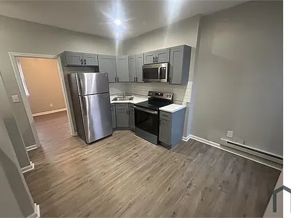 3131 N 9th St Unit 2, Philadelphia, PA 19133