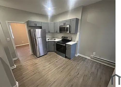 3131 N 9th St #2 Photo 1