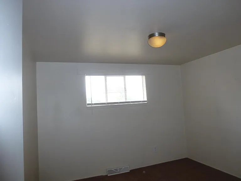 Unit Photo