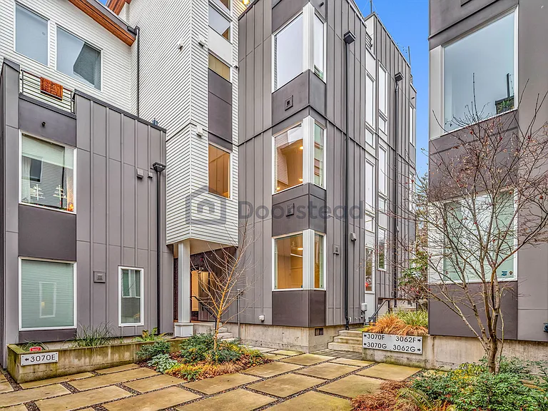 3070 SW Avalon Way #F — Photo 4