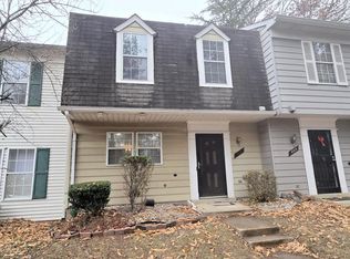 911 Hilldropt Ct, Capitol Heights, MD 20743