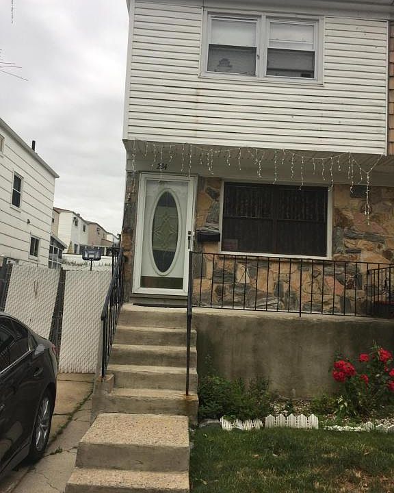 1st image of 234 Westwood Ave