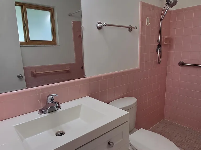 7002 NW 71st Ave — Photo 16