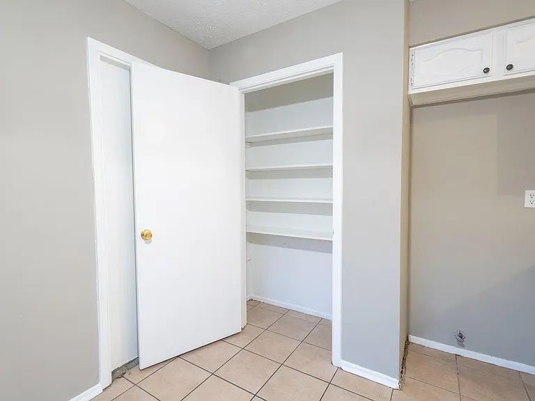 6542 Bridgegate Dr — Photo 12