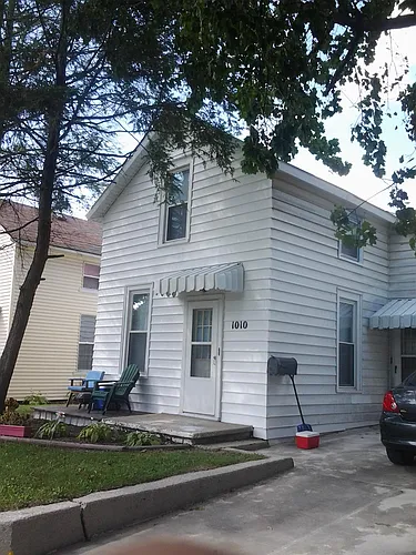 1010 High St Photo 1