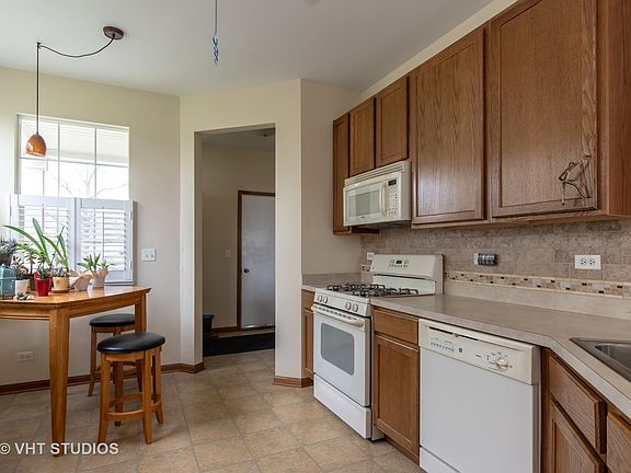 5th image of 2037 S Kristina Ln