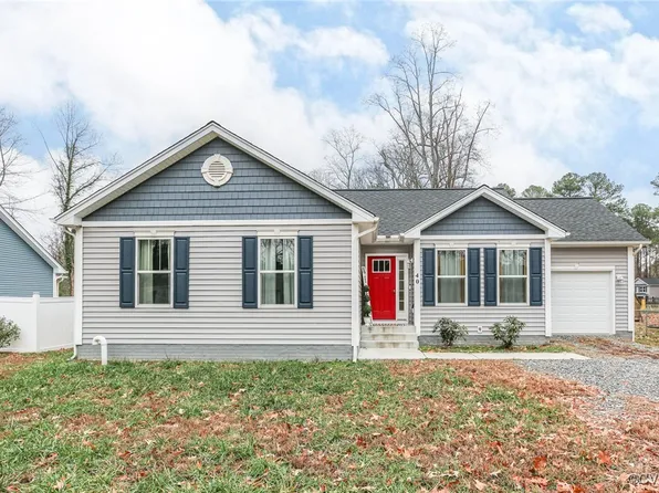 40 San Pedro Dr, Colonial Beach, VA 22443