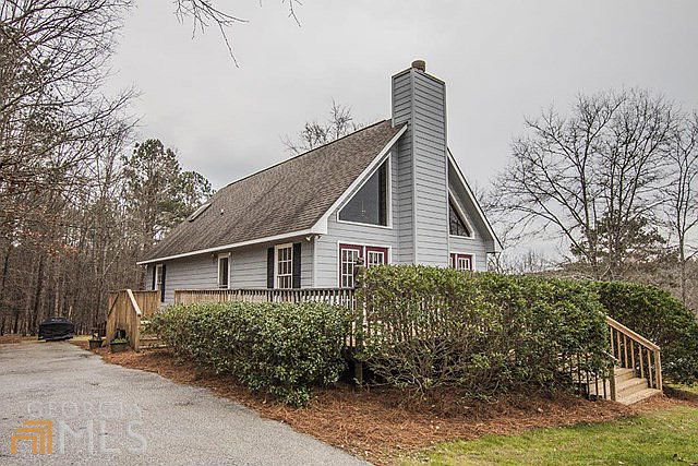 1st image of 132 E River Bend Dr