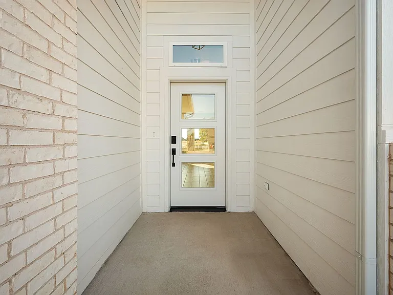 5017 Misty Wood Ln — Photo 6