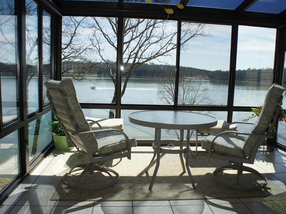 1st image of 4328 Lakeshore Ln