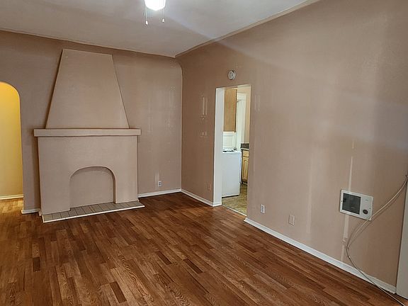4th image of 220 Elm Ave APT 101