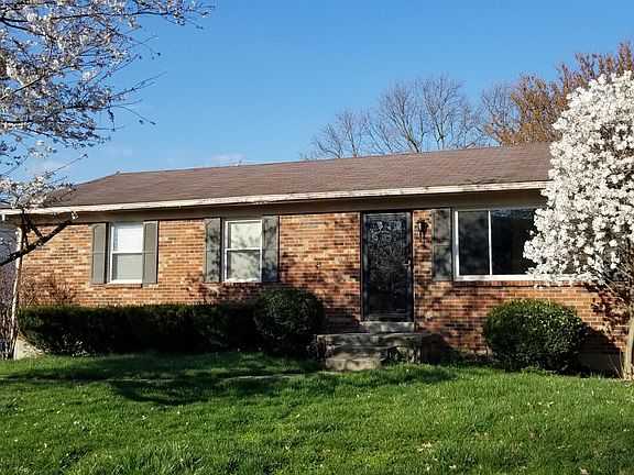 2nd image of 321 Chamberlain Dr