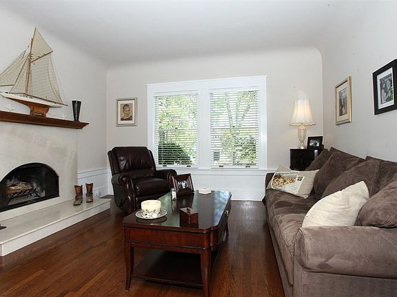 5th image of 672 Orange Ave