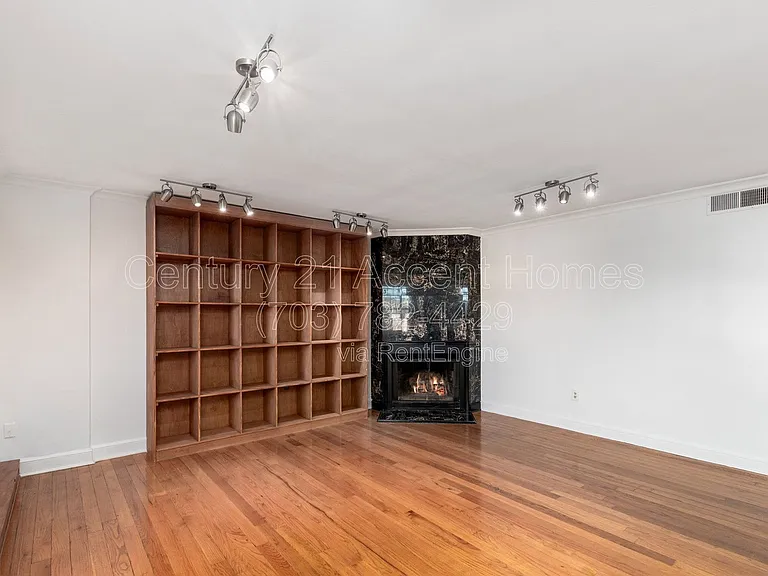 1303 S Walter Reed Dr #201 — Photo 6