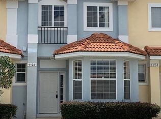 1126 S Beach Cir, Kissimmee, FL 34746