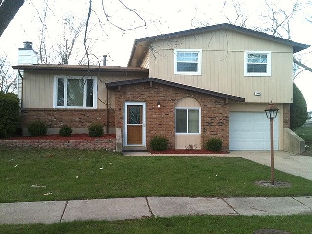 1st image of 4832 Montery Dr