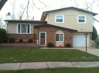 4832 Montery Dr, Richton Park, IL 60471