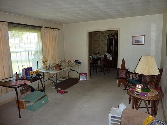 4th image of 2717 Gardner Dr