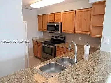 2044 Alta Meadows Ln #1808 — Photo 4