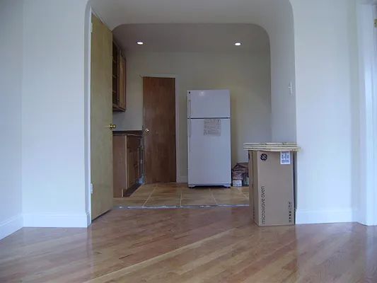 Rented by Mauro Bros Real Estate Services LLC | media 9