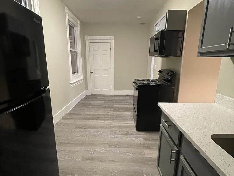 1715 Kinney Ave #2 — Photo 3