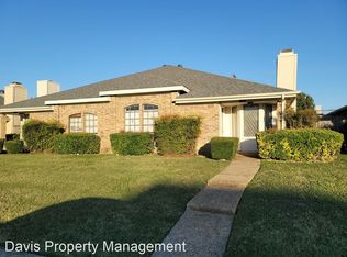 11806 Garden Terrace Dr, Dallas, TX 75243
