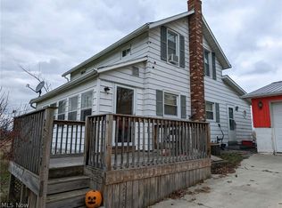 27312 Winona Rd, Homeworth, OH 44634