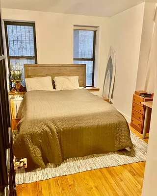 Rented by Universal Realty Group | media 23