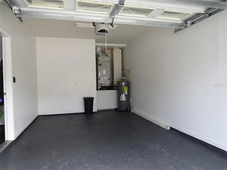 3108 Wentworth Ln — Photo 14