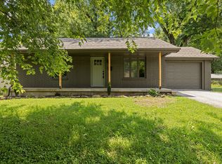 418 W Olive St, Republic, MO 65738