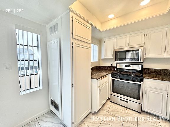 2nd image of 5215 Cartwright Ave APT 6