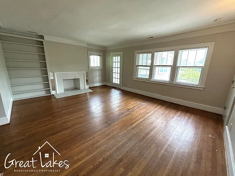 2531 Pingree St — Photo 9
