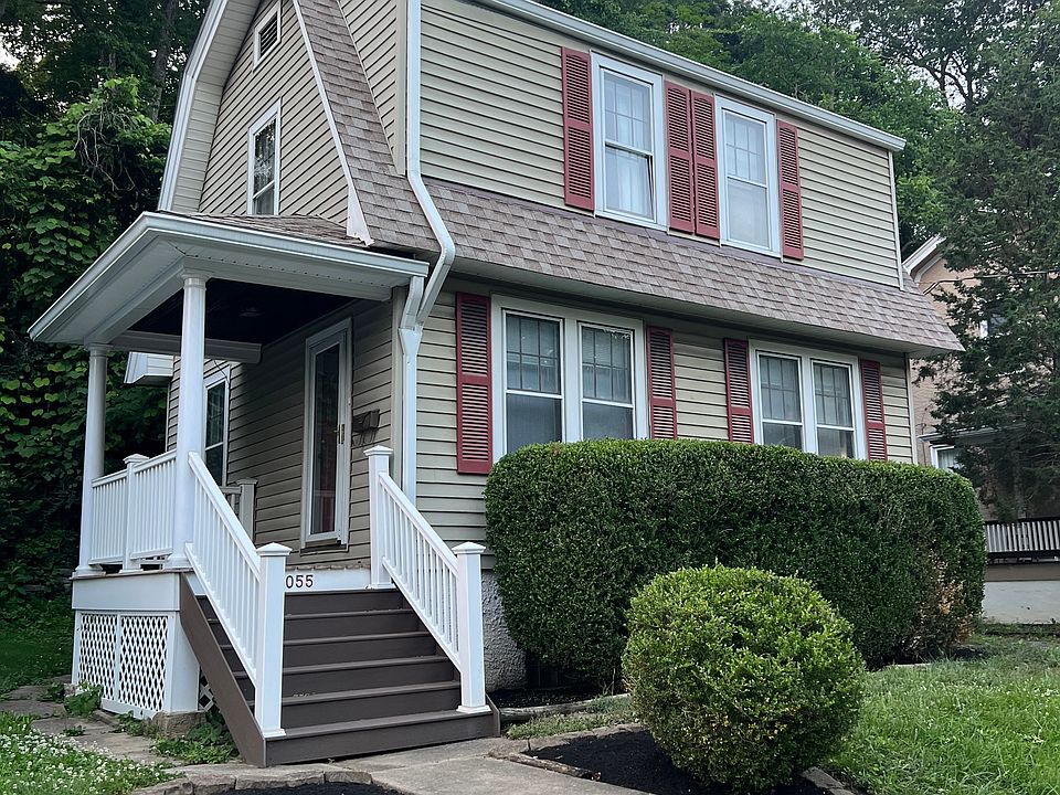 1st image of 4055 Paxton Ave