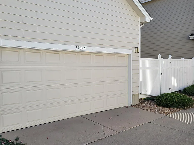 17035 E Arkansas Ave — Photo 2