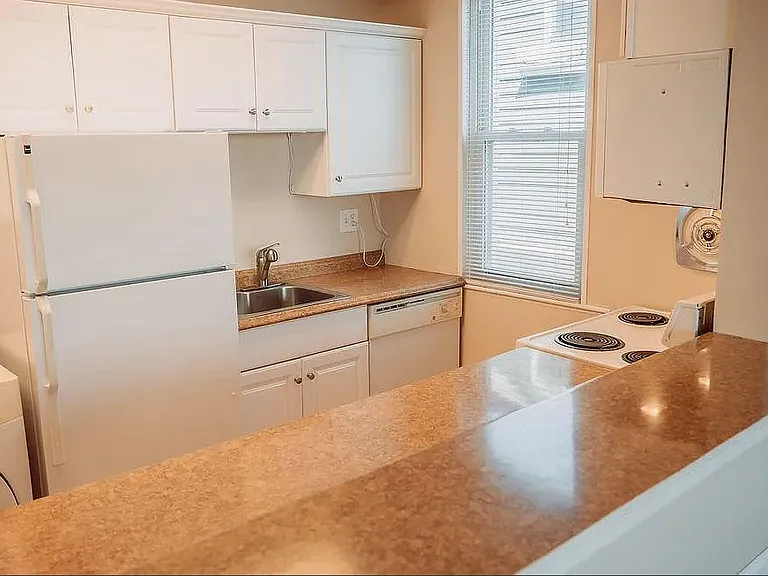 309 Saint John St #C — Photo 2