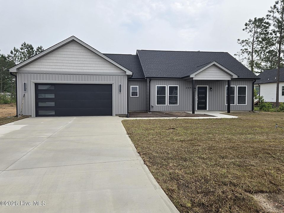 1st image of 204 Windsor Farm Road